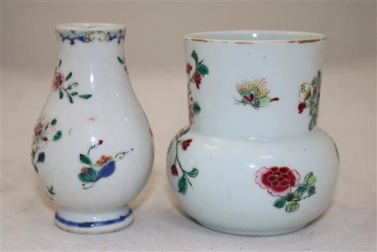 Two Chinese famille rose vases, 18th and 19th century, 10cm